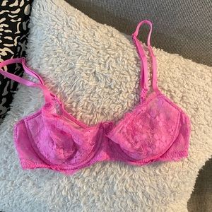 Victoria’s Secret Push-up without Padding Lace Balconette Bra